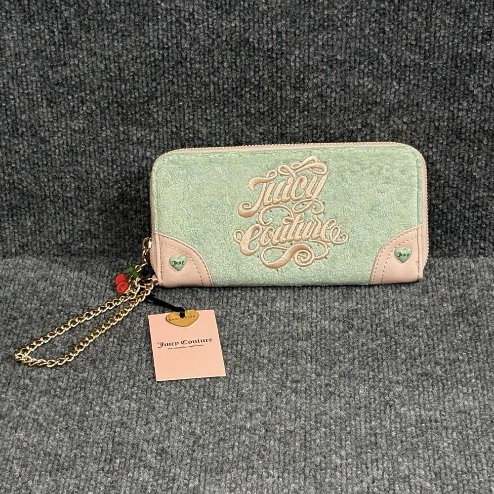 Juicy Couture Wallet Wristlet Womens Sugar Rush Green Velvet Zip Around Charm
